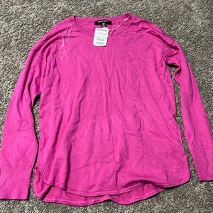 Ellen Tracy long sleeve light weight sweatshirt